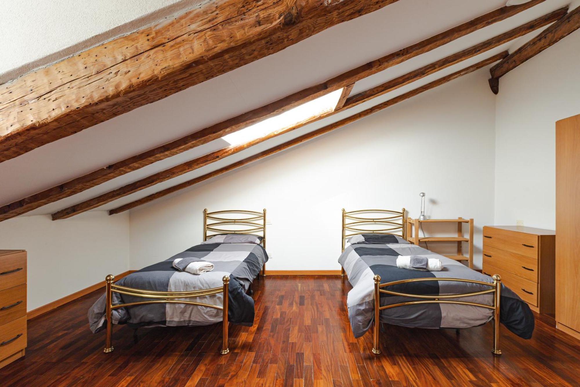 Mansarda Piazza Venezia Appartement Triëst Buitenkant foto